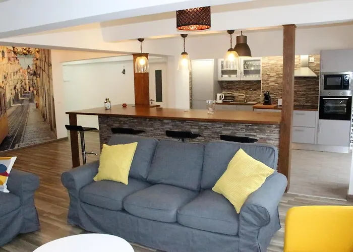 Santos Deluxe Apartment